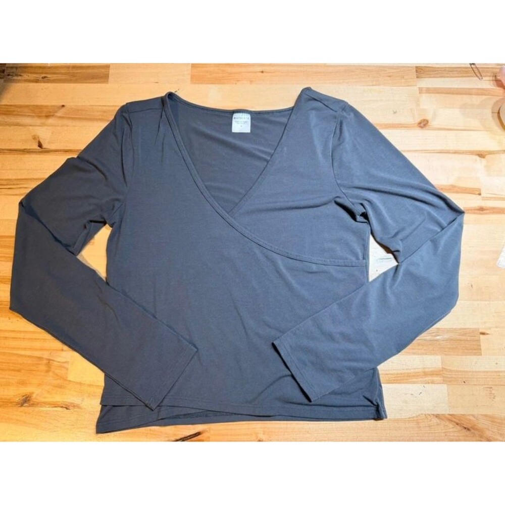 Athleta Medium Long Sleeve Asymmetrical Wrap Front Top Gray Stretch Activewear